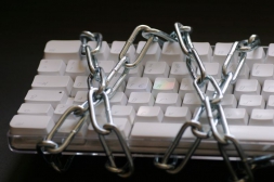 Únik informací – nikoli hackeři, ale zaměstnanci