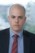 C&W expanding its investment team