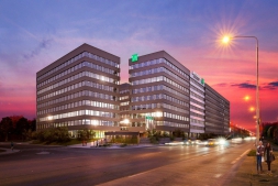 J&T REAL ESTATE začína s výstavbou WESTEND GATE